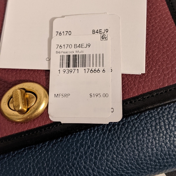 **SOLD**Coach Crossbody - Picture 3 of 10